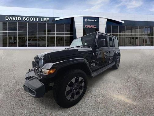 Black Clearcoat 2020 Jeep Wrangler Unlimited Sahara