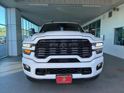 2025 RAM 2500 Big Horn Crew Cab 4x4 6'4' Box