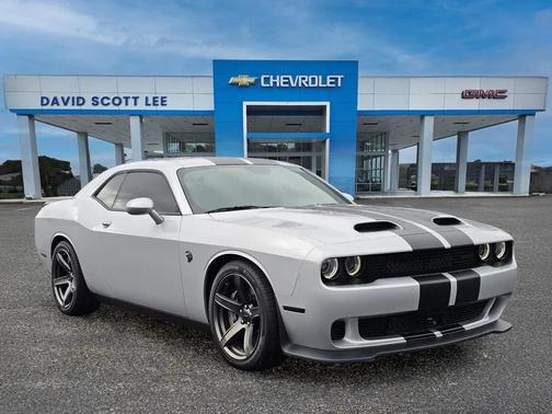 Triple Nickel Clearcoat 2023 Dodge Challenger SRT Hellcat