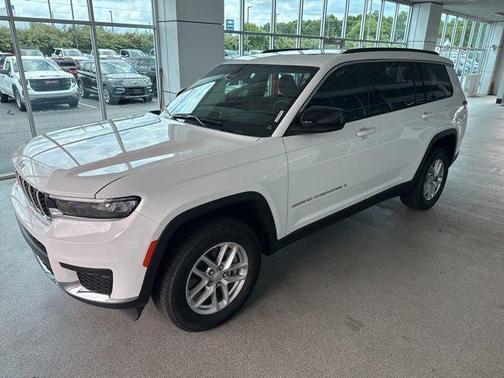 Bright White Clearcoat 2025 Jeep Grand Cherokee L Laredo