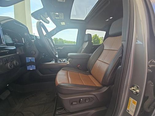 Sterling Gray Metallic 2025 Chevrolet Silverado 1500 High Country