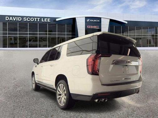 White Frost Tricoat 2022 GMC Yukon XL Denali