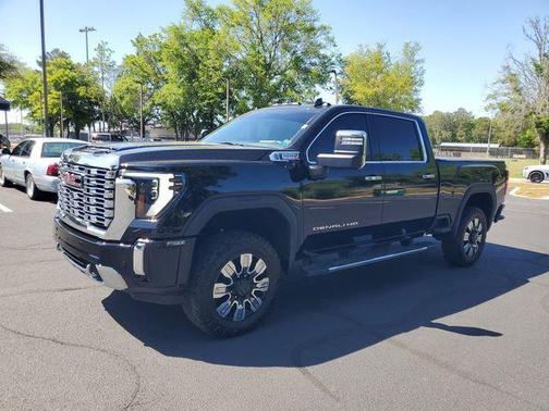 Onyx Black 2024 GMC Sierra 2500 Denali