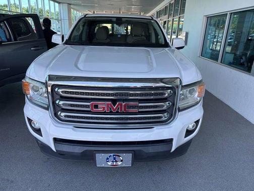 Summit White 2017 GMC Canyon SLE
