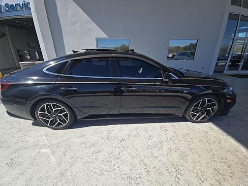 Phantom Black 2021 Hyundai SONATA N Line