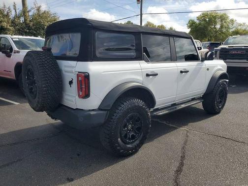 Oxford White 2022 Ford Bronco Wildtrak