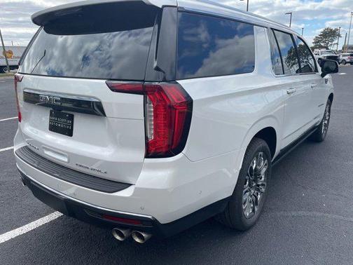 2023 GMC Yukon XL Denali Ultimate