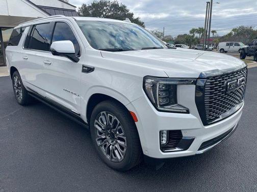 2023 GMC Yukon XL Denali Ultimate