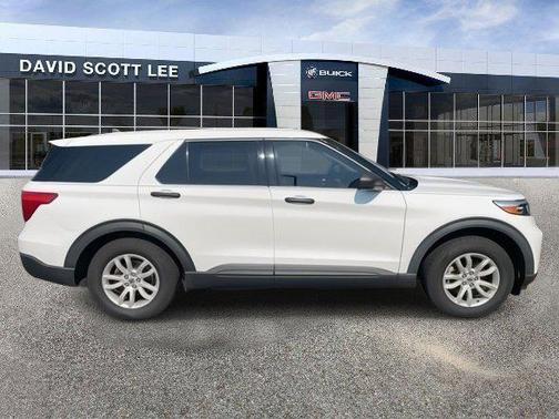 2021 Ford Explorer Base