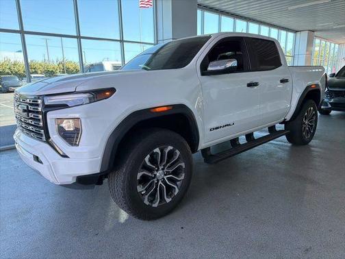 Summit White 2023 GMC Canyon Denali