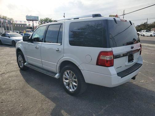 White 2017 Ford Expedition Limited