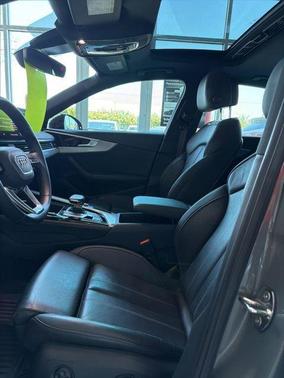 2023 Audi A4 Prestige 45 TFSI S line quattro S tronic