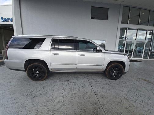 2019 Cadillac Escalade ESV Premium Luxury