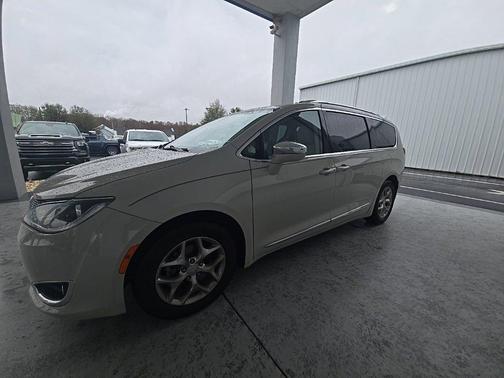 2019 Chrysler Pacifica Limited