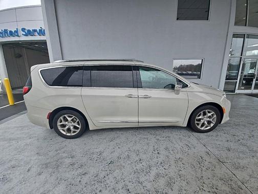 2019 Chrysler Pacifica Limited
