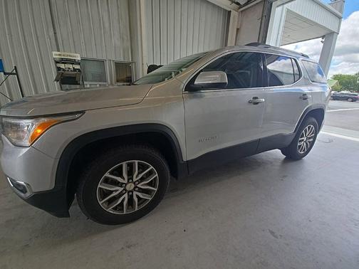 Gray 2019 GMC Acadia SLE-2