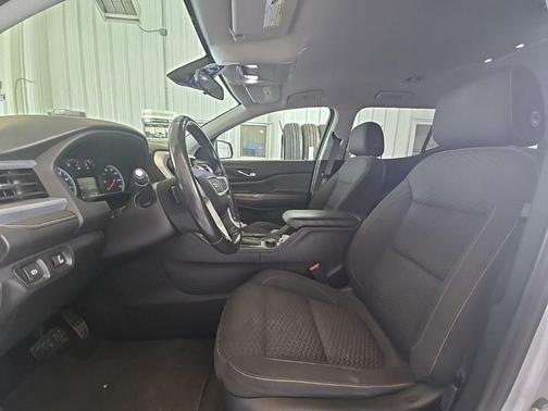 Gray 2019 GMC Acadia SLE-2