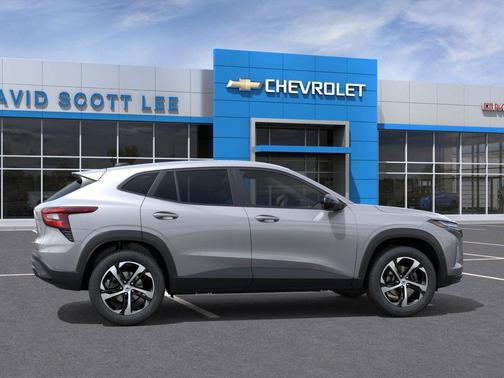 Sterling Gray Metallic 2026 Chevrolet Trax FWD 1RS