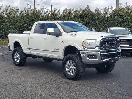 2024 RAM 2500 Limited Crew Cab 4x4 6'4' Box