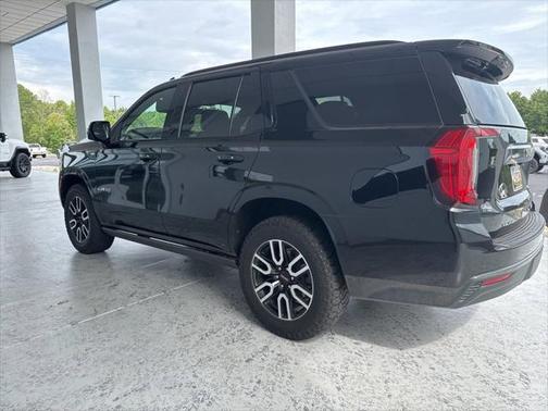 2023 GMC Yukon 4WD AT4