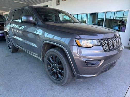 2021 Jeep Grand Cherokee Laredo