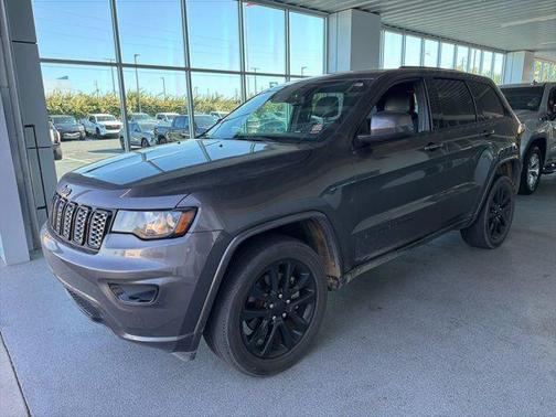 2021 Jeep Grand Cherokee Laredo