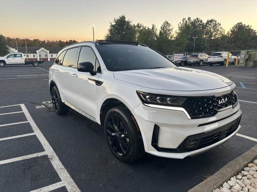 2022 Kia Sorento SX