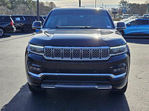 2023 Jeep Grand Wagoneer L 4x4