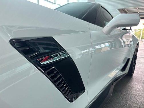 Arctic White 2016 Chevrolet Corvette Z06