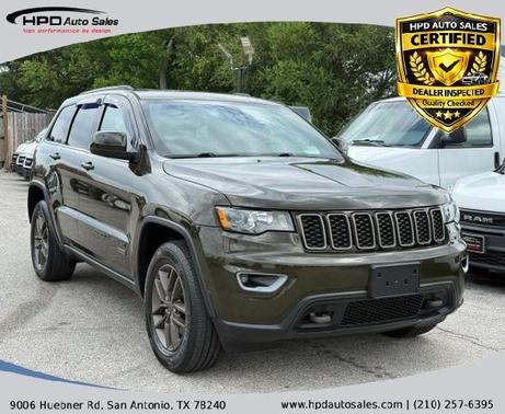 Green 2017 Jeep Grand Cherokee Laredo