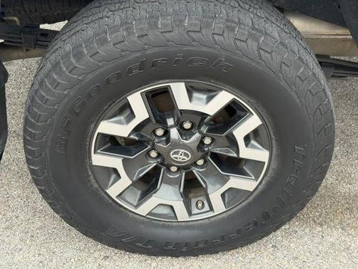 Black 2017 Toyota Tacoma TRD Sport