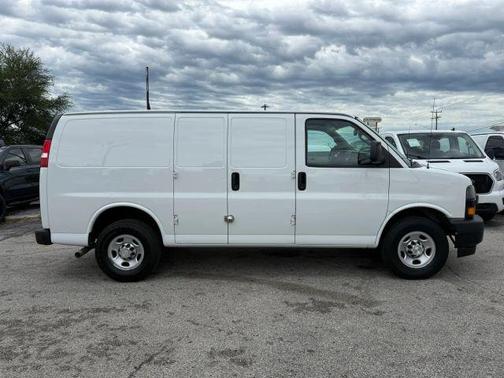 White 2021 Chevrolet Express 2500 Work Van