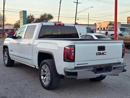 White 2018 GMC Sierra 1500 SLT