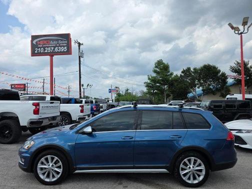 Silk Blue Metallic 2017 Volkswagen Golf Alltrack TSI S