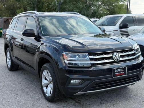 Deep Black Pearl Effect 2019 Volkswagen Atlas 3.6L SE