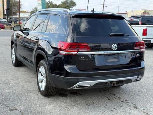 Deep Black Pearl Effect 2019 Volkswagen Atlas 3.6L SE