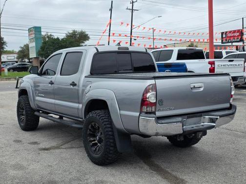 Gray 2014 Toyota Tacoma 5 FT