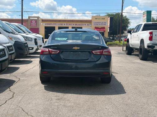 Gray 2021 Chevrolet Malibu LT