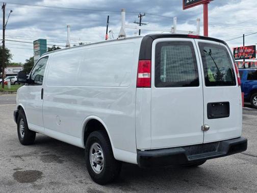 White 2020 Chevrolet Express 2500 Work Van