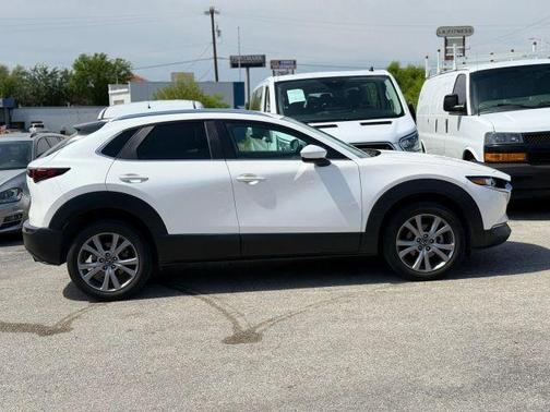 Snowflake White Pearl 2022 Mazda CX-30 Select