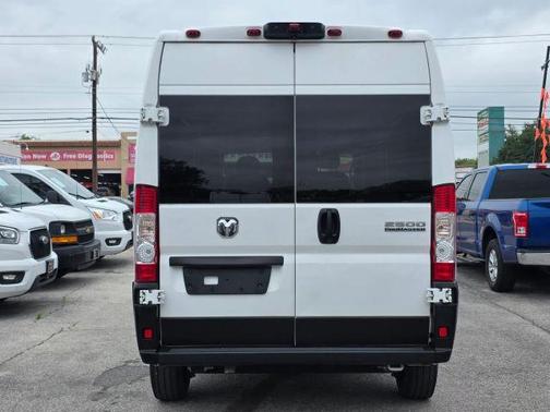 White 2023 RAM ProMaster 2500 High Roof