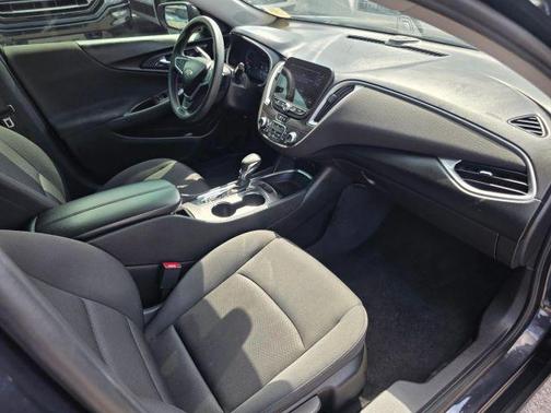 Black 2022 Chevrolet Malibu LT