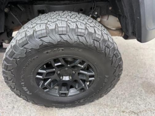 Gray 2020 Jeep Gladiator Sport