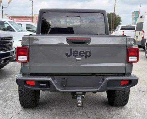 Gray 2020 Jeep Gladiator Sport