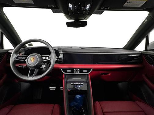 Ice Grey Metallic 2025 Porsche Macan Macan Electric 4