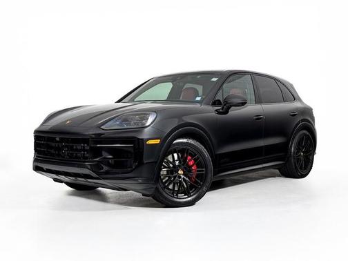 2025 Porsche Cayenne GTS