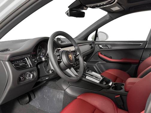 2025 Porsche Macan GTS