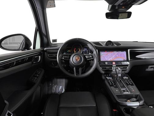 2023 Porsche Macan 