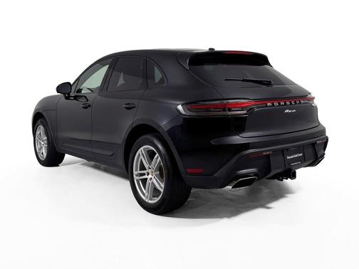 2023 Porsche Macan 