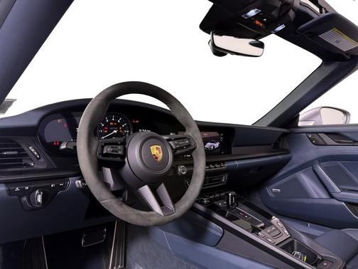 2022 Porsche 911 Targa 4 GTS